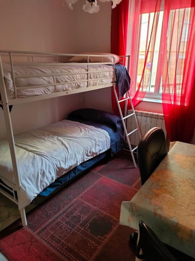 Habitacion Privada, Luminosa Y Bien Comunicada 马德里 外观 照片